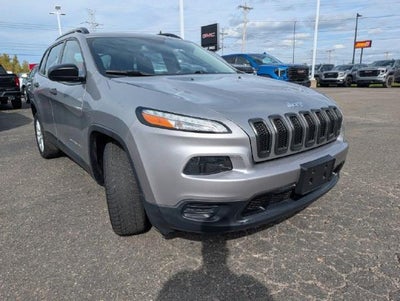 2016 Jeep Cherokee Sport