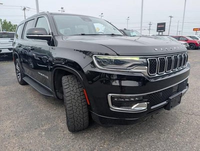 2023 Jeep Wagoneer Base