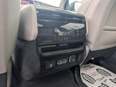 2023 Jeep Wagoneer Base