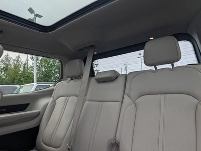 2023 Jeep Wagoneer Base