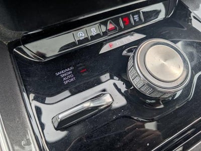 2023 Jeep Wagoneer Base
