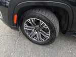 2023 Jeep Wagoneer Base