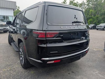 2023 Jeep Wagoneer Base