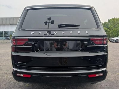 2023 Jeep Wagoneer Base