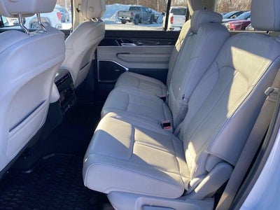 2022 Jeep Wagoneer Series II