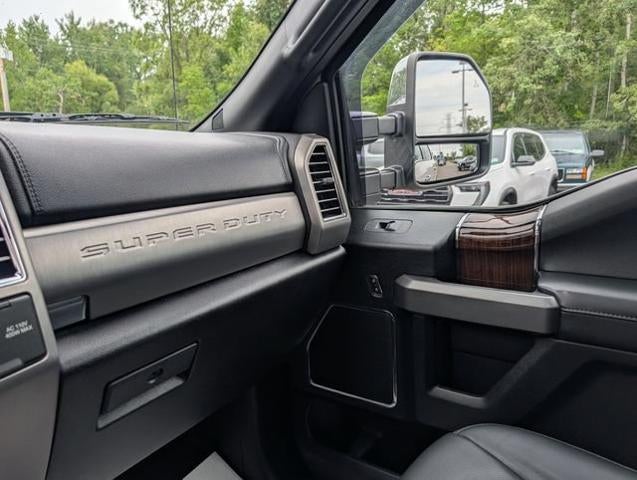 2017 Ford Super Duty F-350 SRW Platinum
