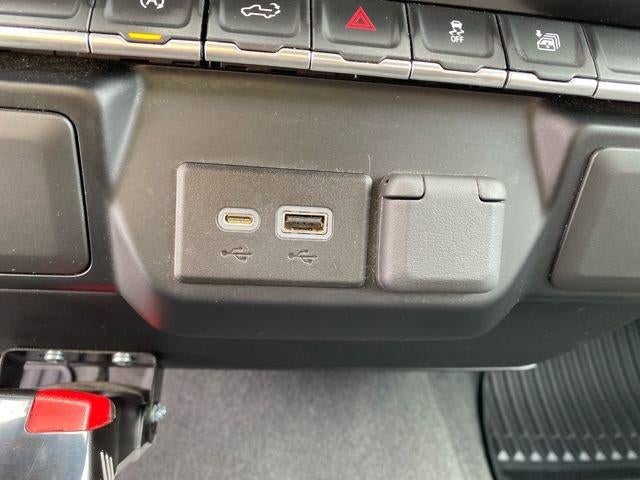 2022 Chevrolet Silverado 1500 LTD LT (2FL)