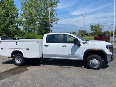 2026 GMC Sierra 3500 HD Chassis Cab Pro