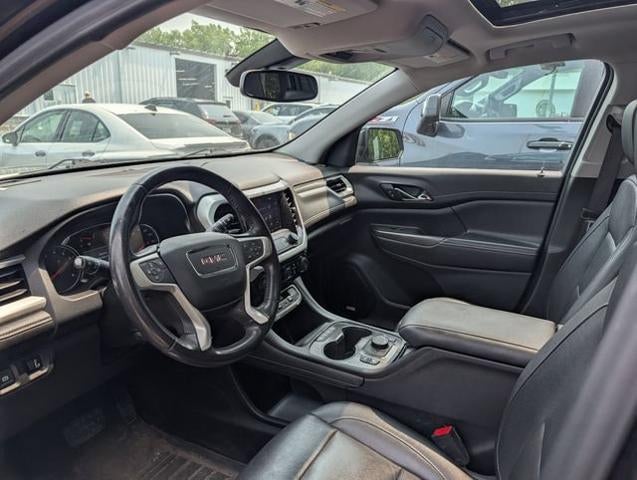 2020 GMC Acadia SLT