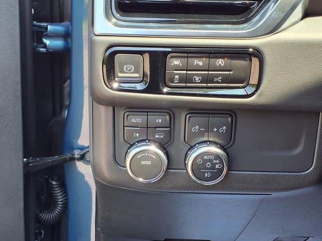 2025 GMC Yukon XL Elevation