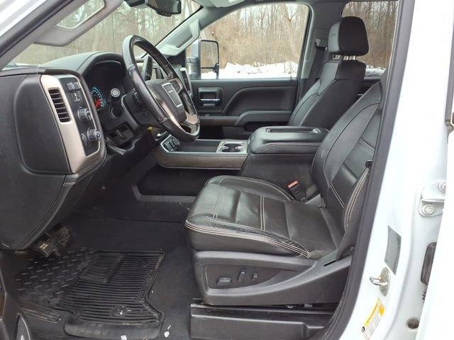 2019 GMC Sierra 3500 HD Denali