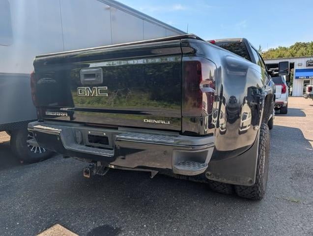 2017 GMC Sierra 3500 HD Denali