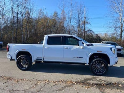 2025 GMC Sierra 3500 HD AT4
