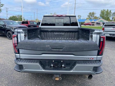 2025 GMC Sierra 3500 HD AT4