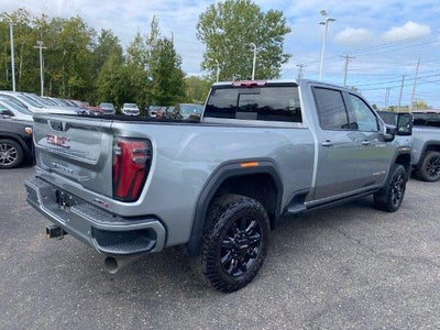 2025 GMC Sierra 3500 HD AT4