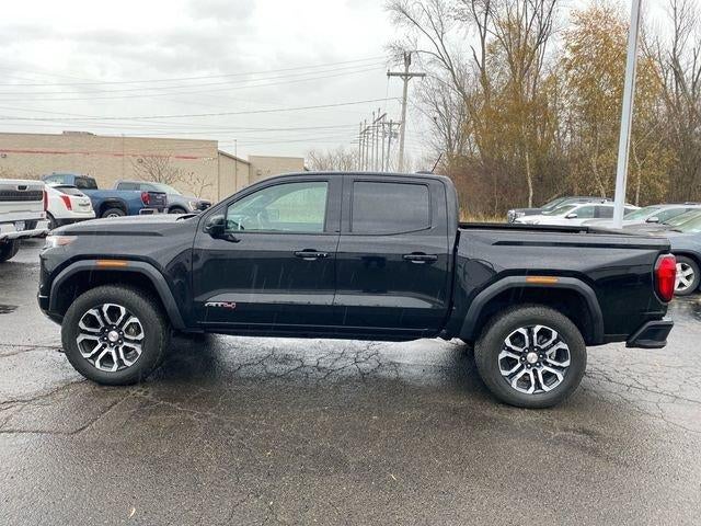 2023 GMC Canyon AT4