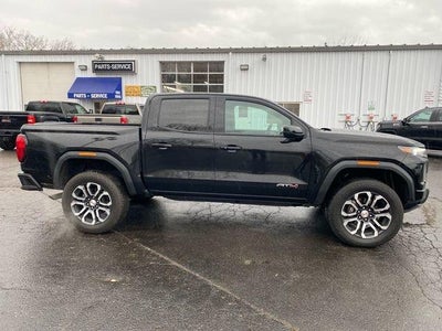 2023 GMC Canyon AT4
