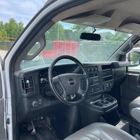 2023 GMC Savana Cargo 2500 Base
