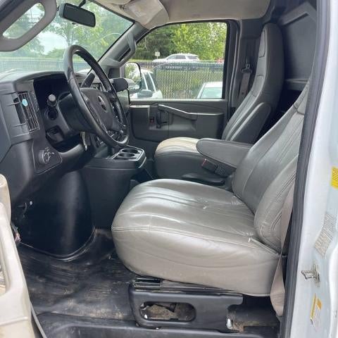 2023 GMC Savana Cargo 2500 Base