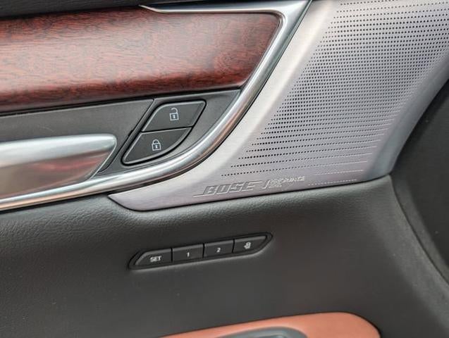 2025 Cadillac XT5 Sport