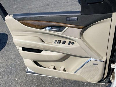 2019 Cadillac Escalade Luxury