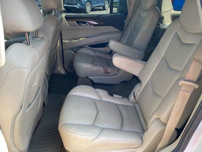 2019 Cadillac Escalade Luxury