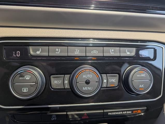 2021 Volkswagen Atlas 3.6L V6 SEL Premium R-Line