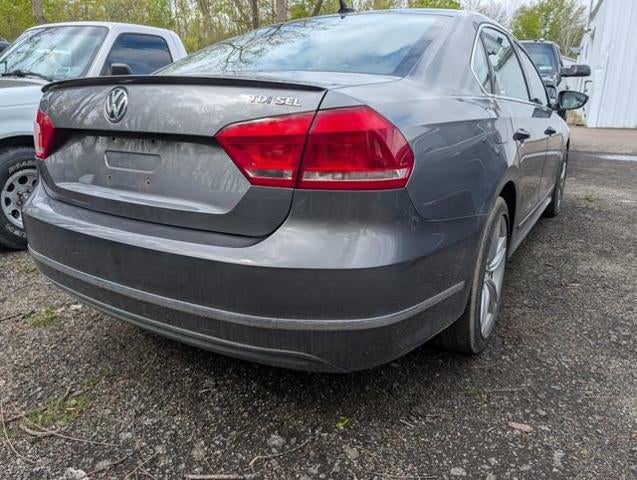 2012 Volkswagen Passat TDI SEL Premium