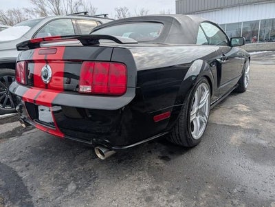 2005 Ford Mustang GT Deluxe