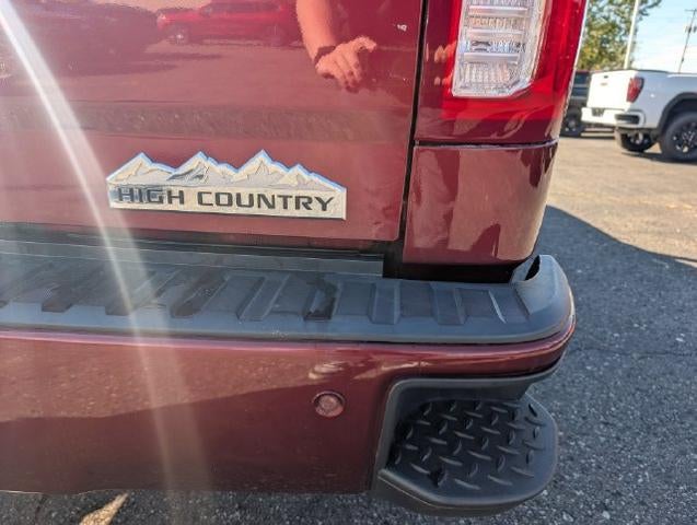 2016 Chevrolet Silverado 1500 High Country