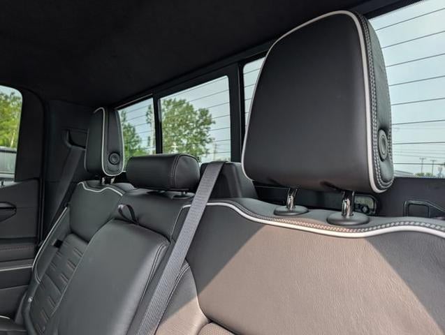 2023 GMC Sierra 1500 AT4X