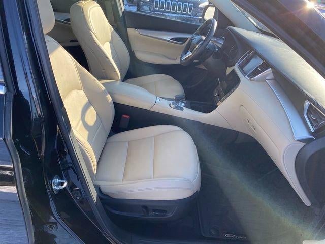 2021 INFINITI QX50 LUXE
