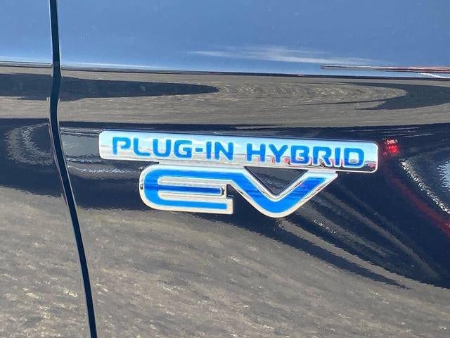 2022 Mitsubishi Outlander PHEV SEL