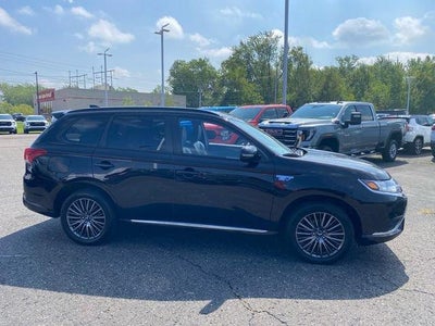 2022 Mitsubishi Outlander PHEV SEL