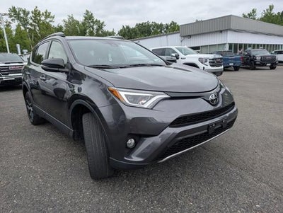 2018 Toyota RAV4 SE