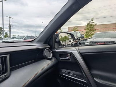2018 Toyota RAV4 SE