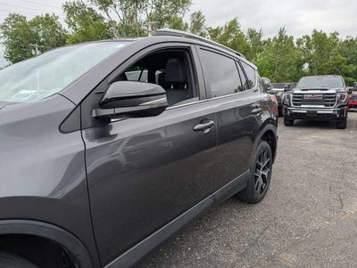 2018 Toyota RAV4 SE