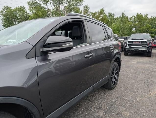 2018 Toyota RAV4 SE