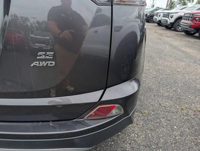 2018 Toyota RAV4 SE