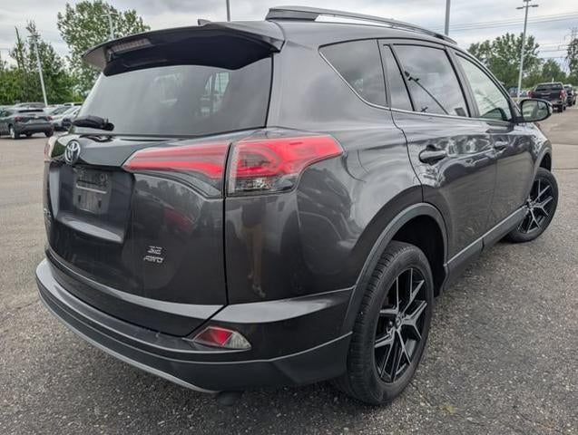 2018 Toyota RAV4 SE