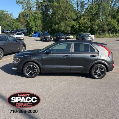 2023 Kia Niro LX