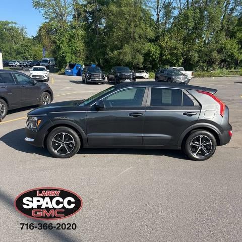2023 Kia Niro LX